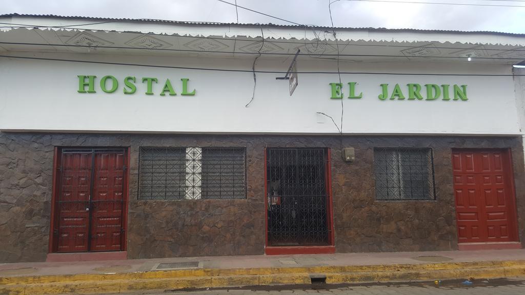Hostal El Jardin Leon Exterior photo